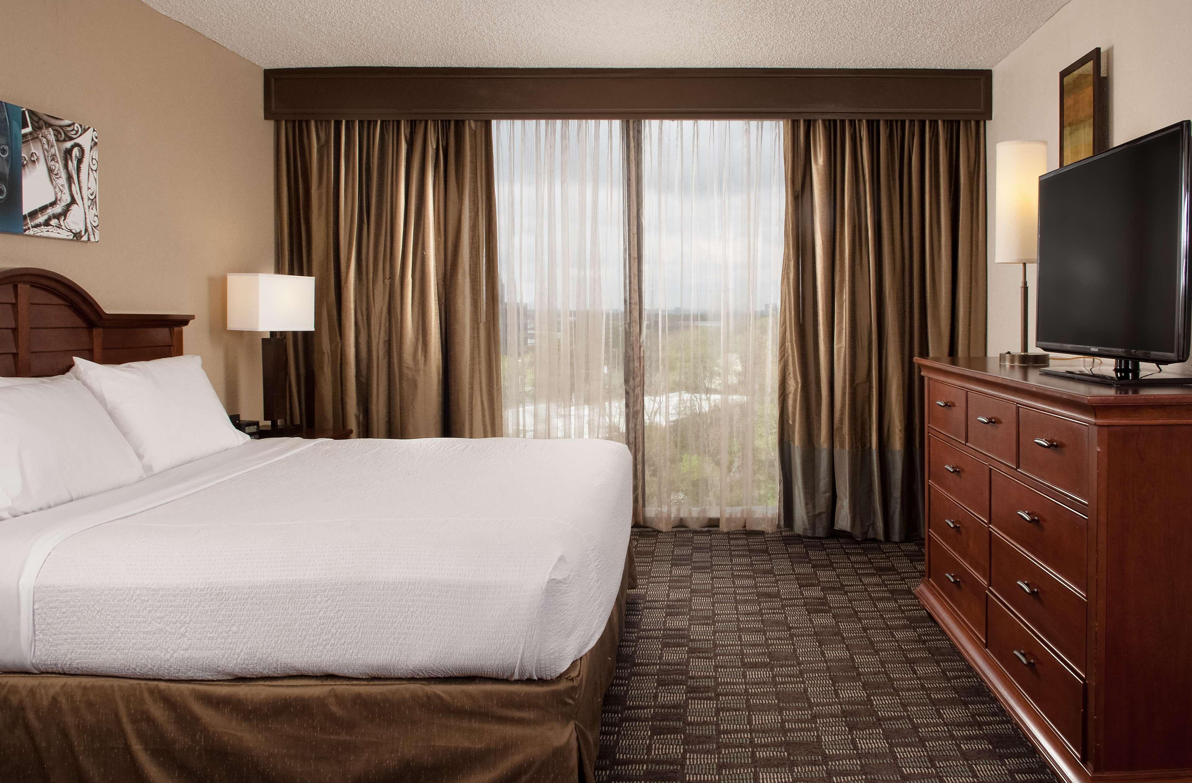Embassy Suites By Hilton Nashville Airport Kültér fotó